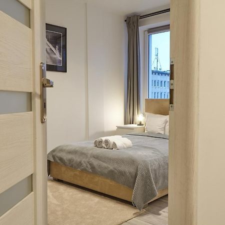 Oomph Warsaw Central Premium Apartments מראה חיצוני תמונה